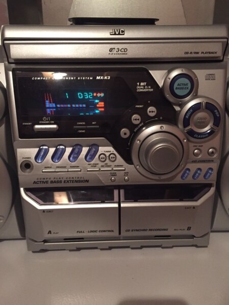 » JVC Stereo – N8000