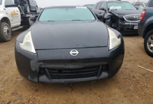 2010 NISSAN 370Z FOR SALE CALL: 07045512391