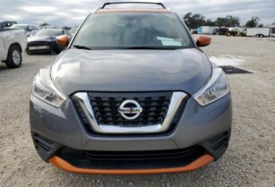 2019 NISSAN KICKS S FOR SALE CALL: 07045512391