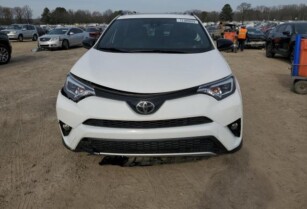 2017 TOYOTA RAV4 SE FOR CALL: 07045512391