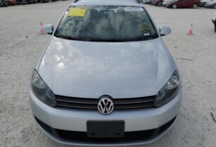 2013 VOLKSWAGEN JETTA S GOING FOR SALE CALL ON: 07045512391