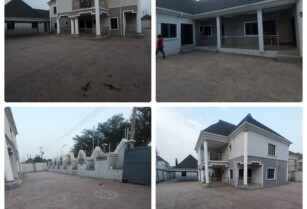 FOR SALE – 4BDR Fully Detached Duplex with 2BDR & 3 units Self-contain (Call 09024373598)