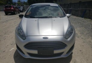 2015 FORD FIESTA SE FOR SALE CALL ON: 07045512391