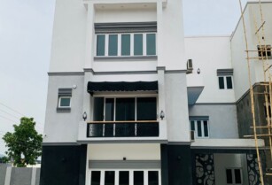 Spacious 5Bdr Smart House Corner Piece Terrace Duplex at Katampe Extension (Call 08188862193)