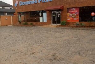 FOR SALE – Domino Pizza at Egbeda sitting on 1225 square meters without extension (Call 08093045484)