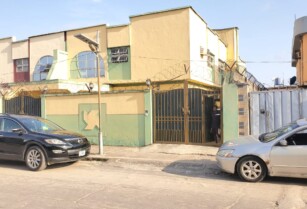 FOR SALE – 6 Bed Semi-Detached Duplex sitting on 800sqm with 3BED BQ at Festac (Call 09126546474)