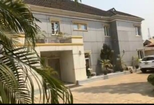 A Well Furnished 18-Room Luxury Hotel on Two Floors with Swimming Pool For Sale In New Owerri (Call 08030921218)