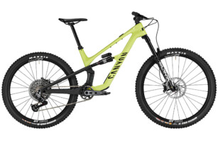 2024 Canyon Spectral CF 9 Mountain Bike ( RACYCLESPORT )