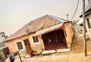 FOR SALE – A Bungalow House at Kagini District Village (Call 08037123292)