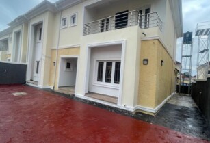 Available for Rent 4 bedroom semi detached duplex with bq at FHA Guzape (Call 07035436035)